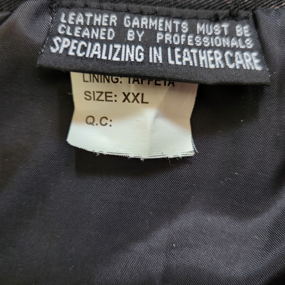 Womens Black Leather Vest W/Lace-Up Sides - Picture 8 of 11